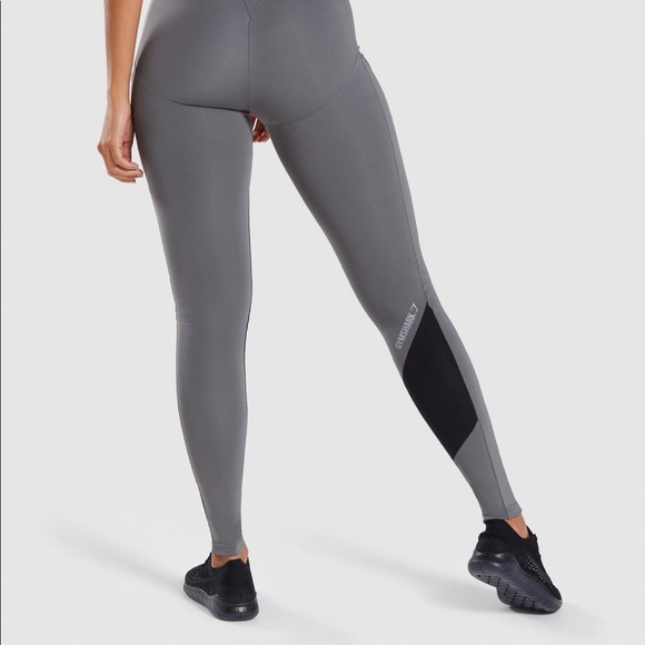 Gymshark Women’s Asymmetric Leggings Size Extra S - Picture 2 of 7